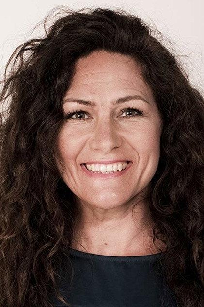 Anna-Sara Kennedy - Actor Profile Photo