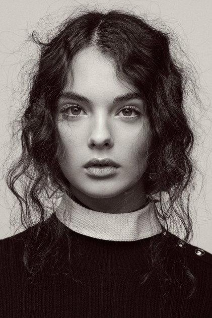 Deva Cassel - Actor Profile Photo