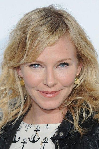 Kelli Giddish - Actor Profile Photo