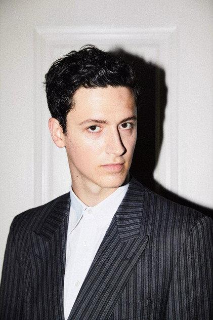 Etienne Halsdorf - Actor Profile Photo