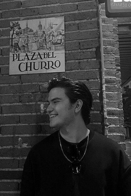 Andrés Gutiérrez - Actor Profile Photo