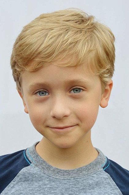 Finn Douglas - Actor Profile Photo