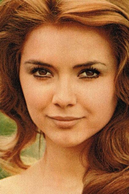 Sandra Julien - Actor Profile Photo