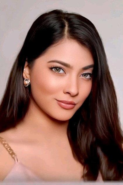 Amina Islam - Actor Profile Photo