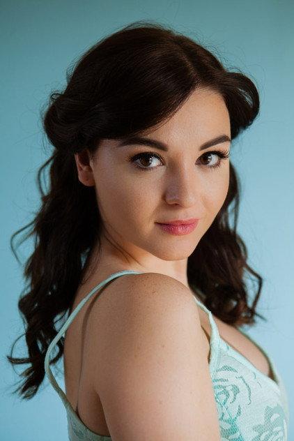 Lauren De Ruyck - Actor Profile Photo