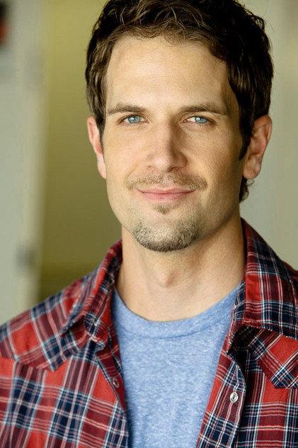 Hunter Ives - Actor Profile Photo
