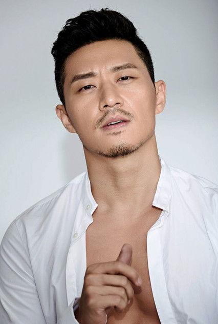 Zheng Chuyi - Actor Profile Photo