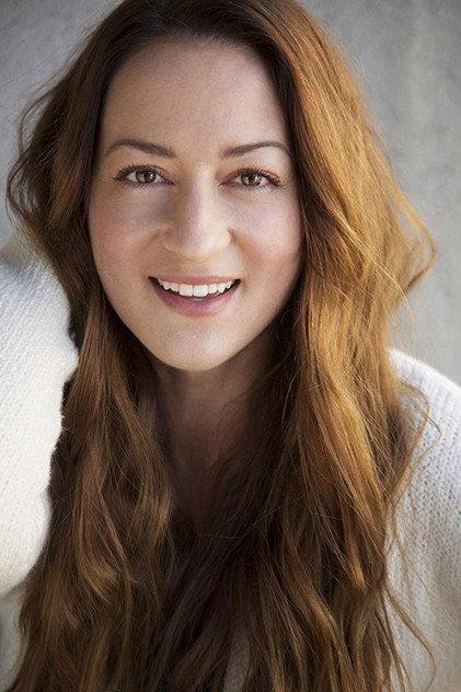 Betsy Hume - Actor Profile Photo