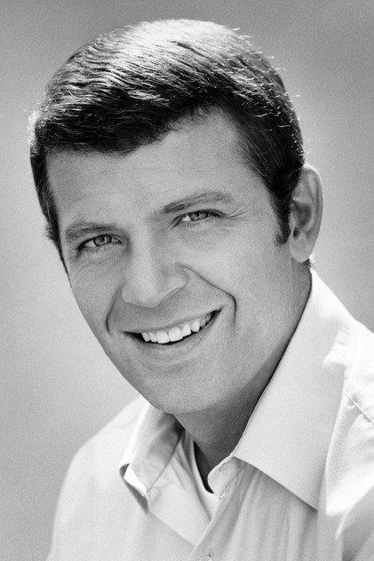 Robert Reed - Actor Profile Photo