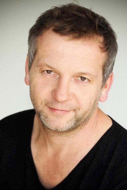 Scott Wills - Actor Profile Photo