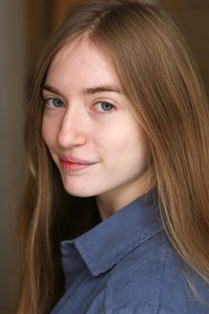 Alyssia Desmeth - Actor Profile Photo