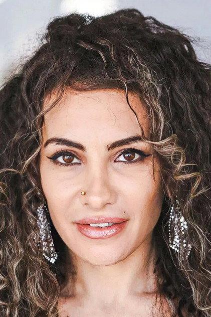 Hanan Hillo - Actor Profile Photo