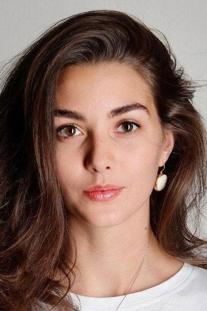 Anastasiia Dvorianskaia - Actor Profile Photo