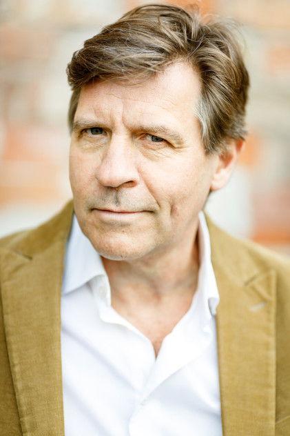 Mike Davies - Actor Profile Photo
