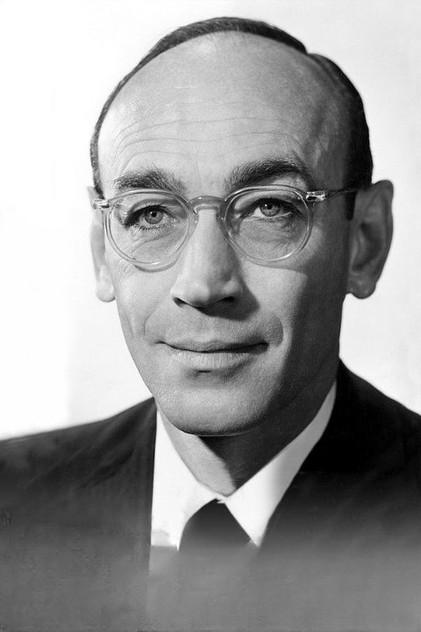 Douglas Spencer - Actor Profile Photo