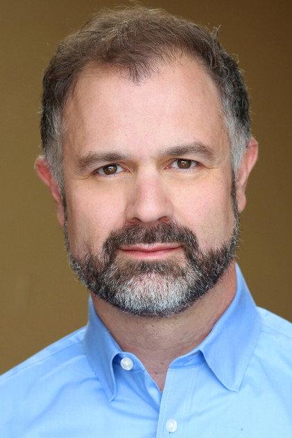 Neil Hellegers - Actor Profile Photo