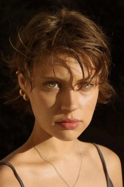 Yuliya Ilyina - Actor Profile Photo