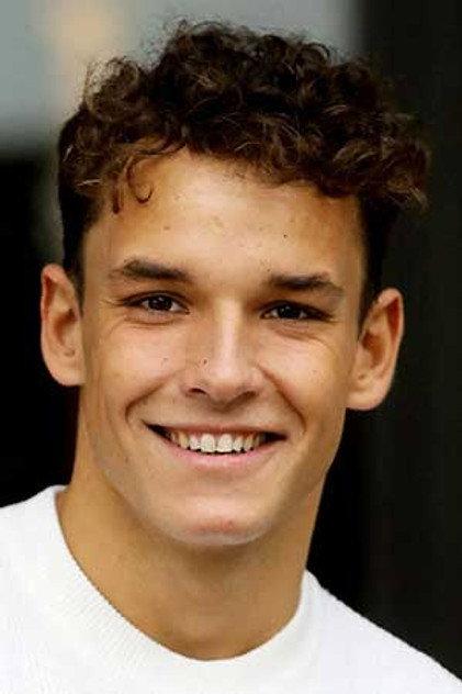 Théo Curin - Actor Profile Photo