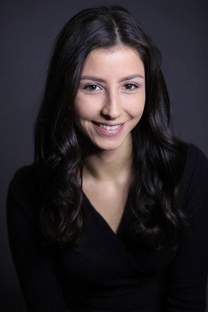 İzel Demirhan - Actor Profile Photo