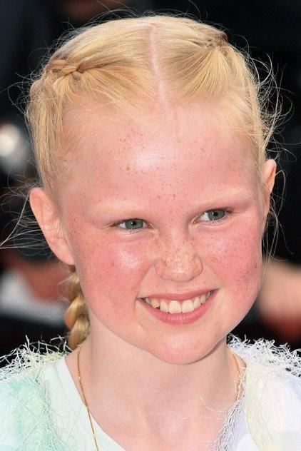 Rakel Lenora Fløttum - Actor Profile Photo