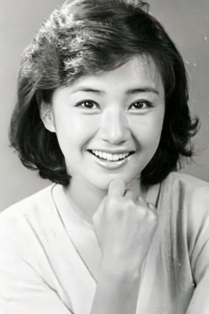 Jeong Yun-hui - Actor Profile Photo