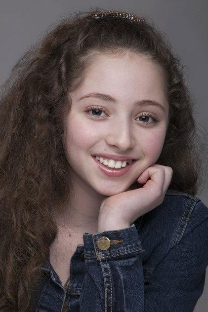 Sarah-Eve Gazitt - Actor Profile Photo