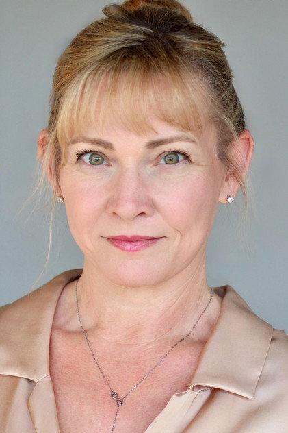 Tracey Reynolds - Actor Profile Photo