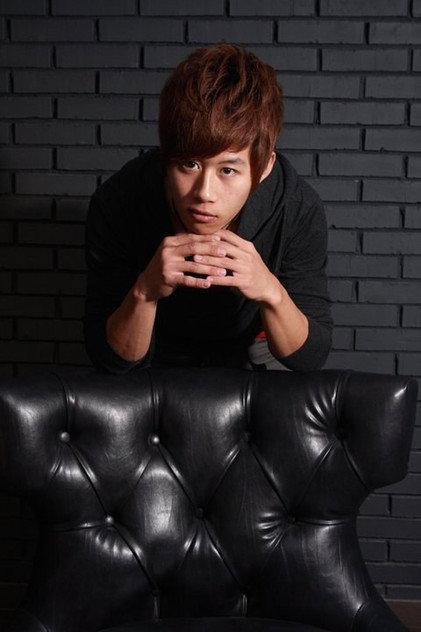尹小骏 - Actor Profile Photo