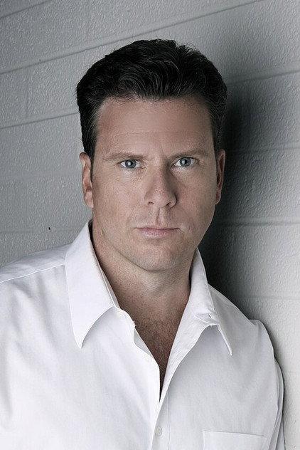Shem von Schroeck - Actor Profile Photo
