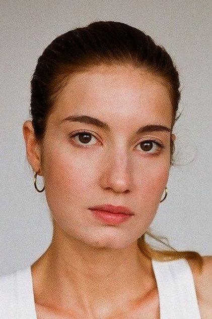 Agata Różycka - Actor Profile Photo