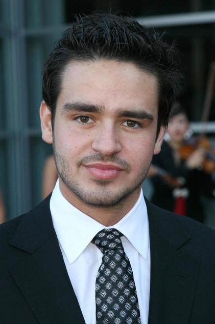Alejandro Salomon - Actor Profile Photo