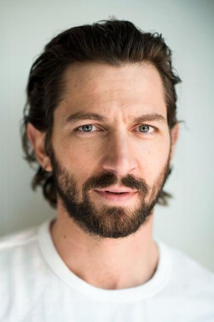 Michiel Huisman - Actor Profile Photo