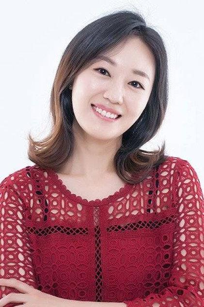 Lee Eon-jeong - Actor Profile Photo