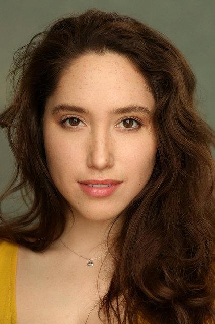 Anna Arthur - Actor Profile Photo