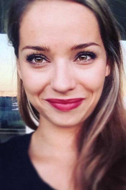 Cindy Colpaert - Actor Profile Photo