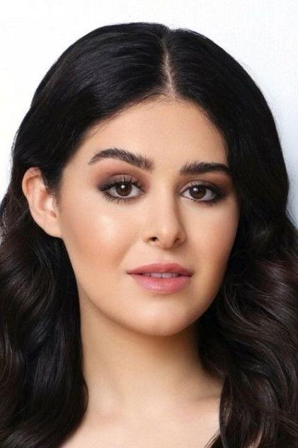 Ariana Molkara - Actor Profile Photo