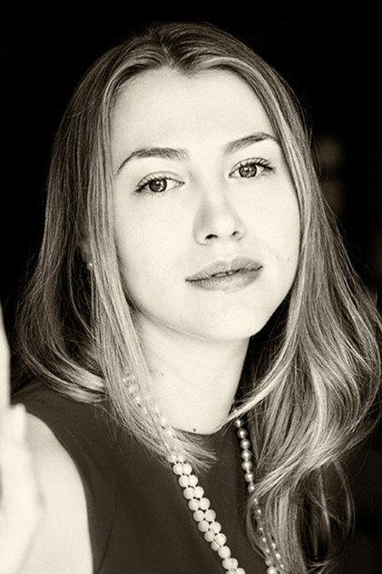 Eygenia Kaplan - Actor Profile Photo