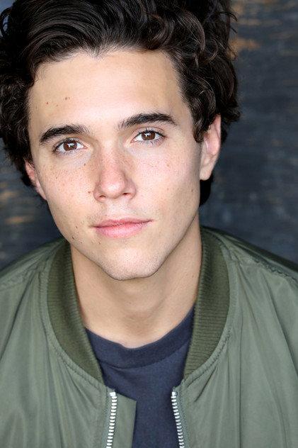 Pierce Nasser - Actor Profile Photo