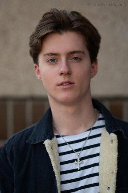 Oskar von Schönfels - Actor Profile Photo