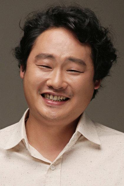 Lee Yoo-jun - Actor Profile Photo
