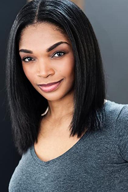 Nadeen Lightbody - Actor Profile Photo