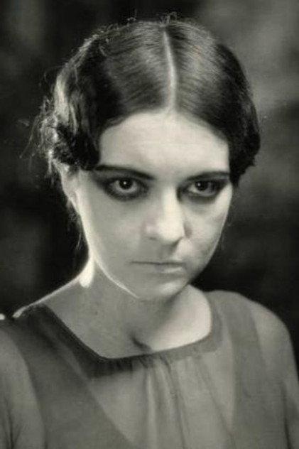Edna Tichenor - Actor Profile Photo