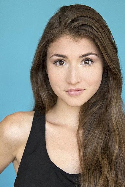 Hannah Vandenbygaart - Actor Profile Photo