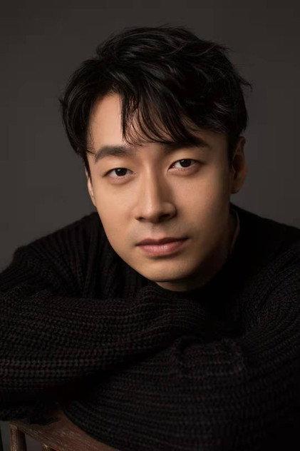 Yu Qingbin - Actor Profile Photo