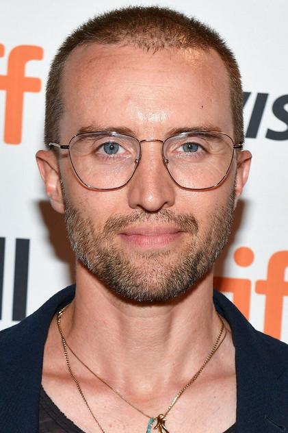 Aaron Poole - Actor Profile Photo