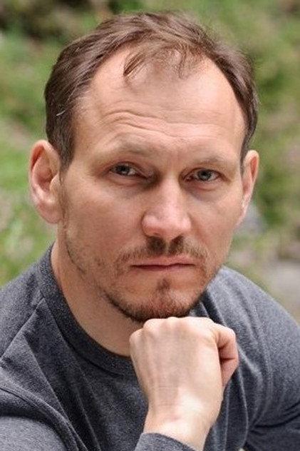 Peter Nikolas - Actor Profile Photo