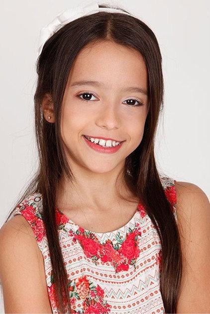 Anna Clara Rimes - Actor Profile Photo