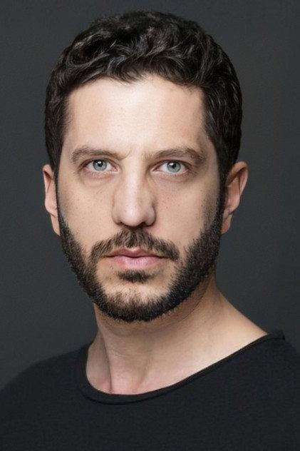 Eser Karabil - Actor Profile Photo
