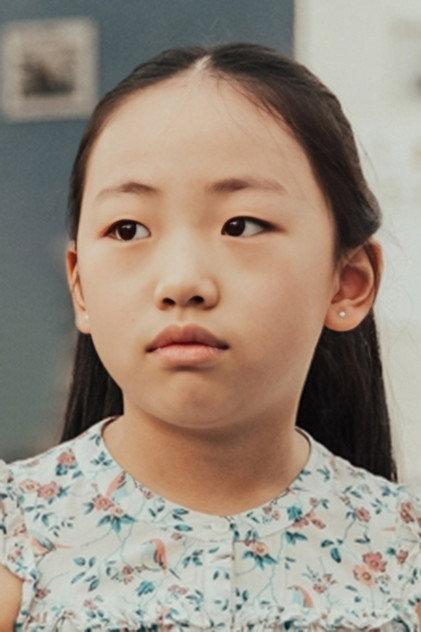 Ella Qiu - Actor Profile Photo