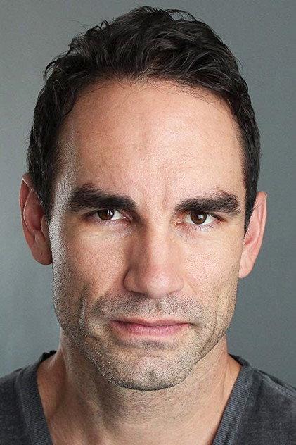 Aaron Farb - Actor Profile Photo